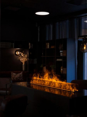 Home Hotel 1624